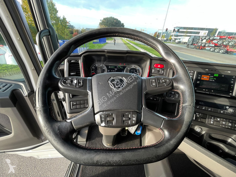 Scania 730 A6X4NZ tractor unit