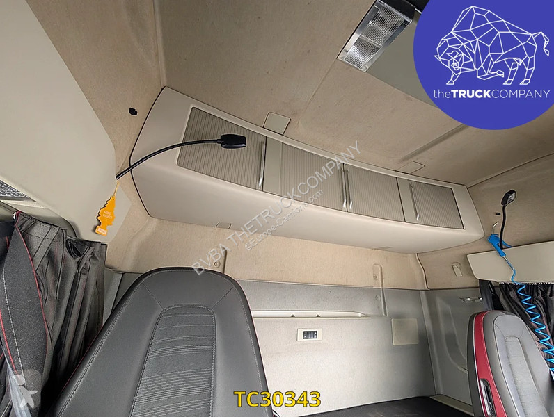 Volvo FH 460 tractor unit