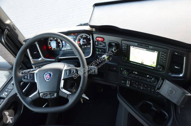 Tahač Scania 500