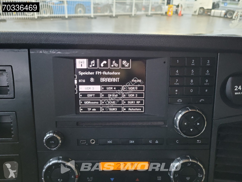 Mercedes 1840 4X2 StreamSpace Retarder tractor...