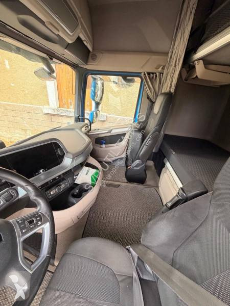Tratores DAF 530
