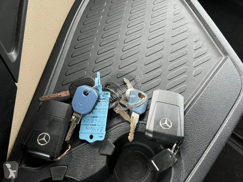 Traktor Mercedes