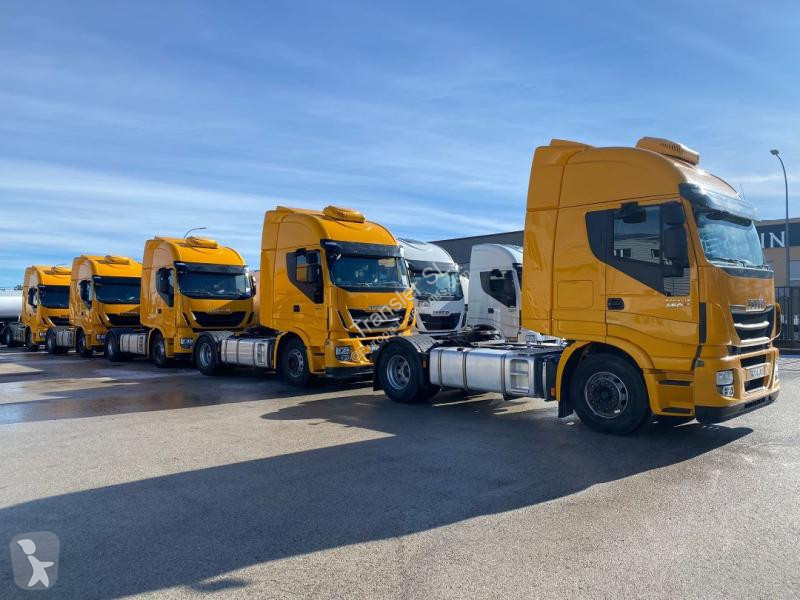 Tahač Iveco AS 440
