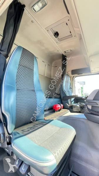 جرار Volvo