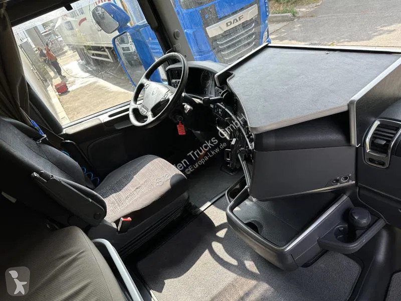 Traktor Scania R490 Highline Standard Intarder...