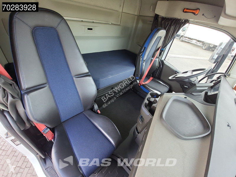 Tahač Volvo FH  4X2 LNG VEB+ ADR VDS I-ParkCool...
