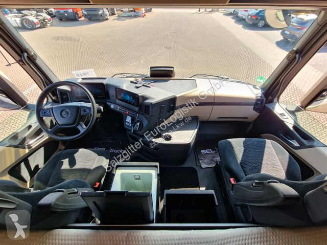 Traktor Mercedes 1846 / Retarder / Kompressor / 6D