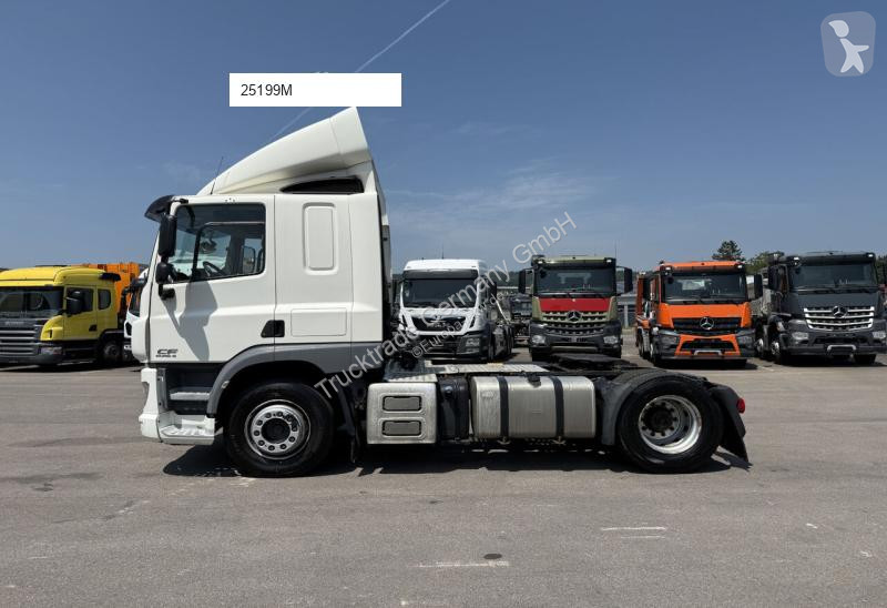 Traktor DAF CF 400