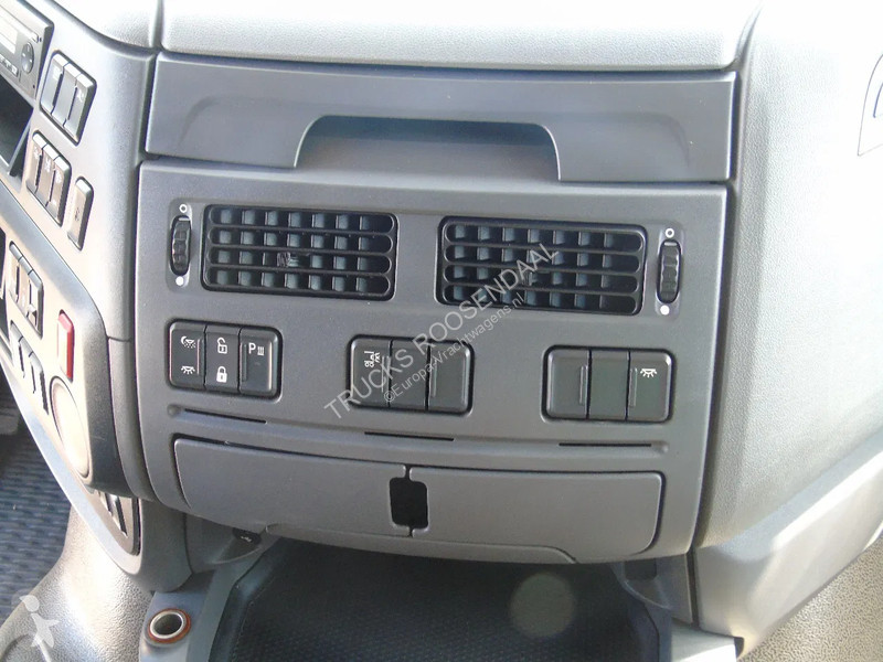 Tahač DAF + 302KM + PTO + MANUAL + EURO 6