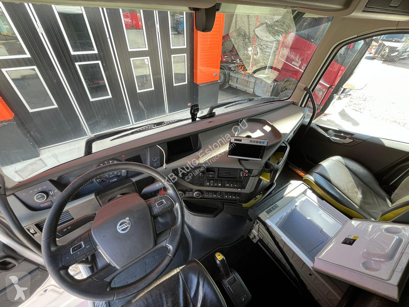 Traktor Volvo FH 16 750 8x4*4 COMBI / PK34002 /...