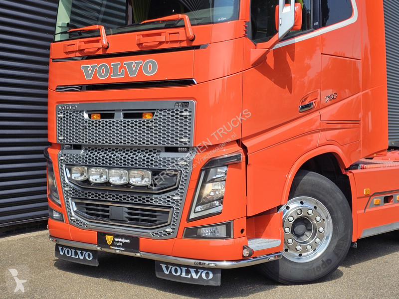 Traktor Volvo 16750 6x2-4 / LIFT - STEERING AXLE