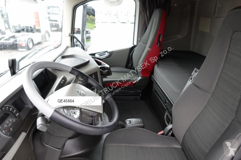 Tahač Volvo FH 500 / NISKA KABINA / HYDRAULIKA...