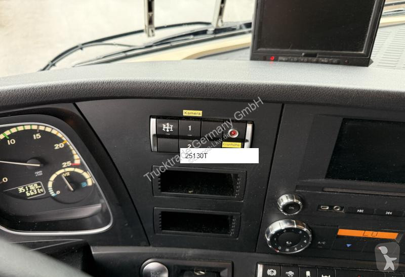 Tahač Mercedes ACTROS 1845