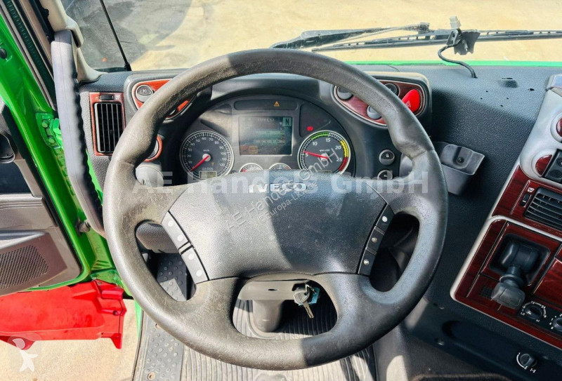 Tractor Iveco 560