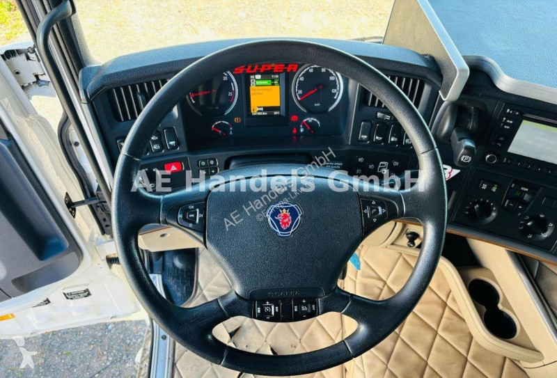 Traktor Scania R520