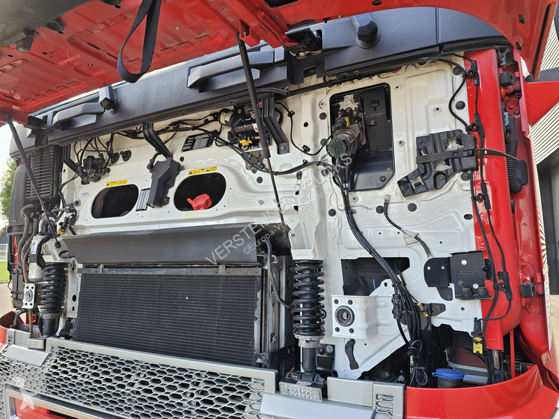 Trekker Volvo 500 6x2/4 / LIFT - STEERING /...