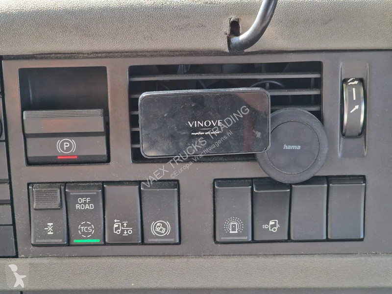 Tahač Volvo 13420 4x2