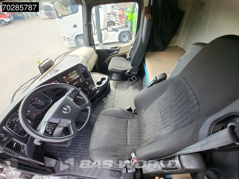 Tahač Mercedes 1845 4X2 StreamSpace Retarder...