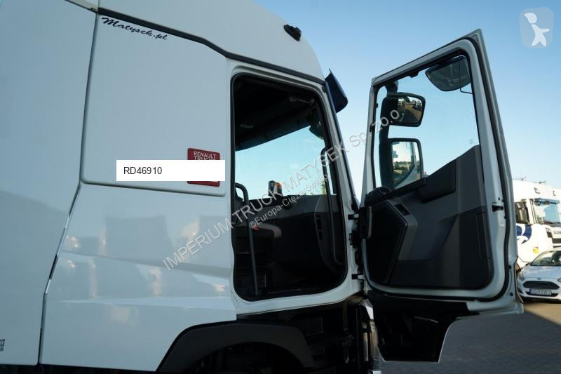 Tahač Renault T 460