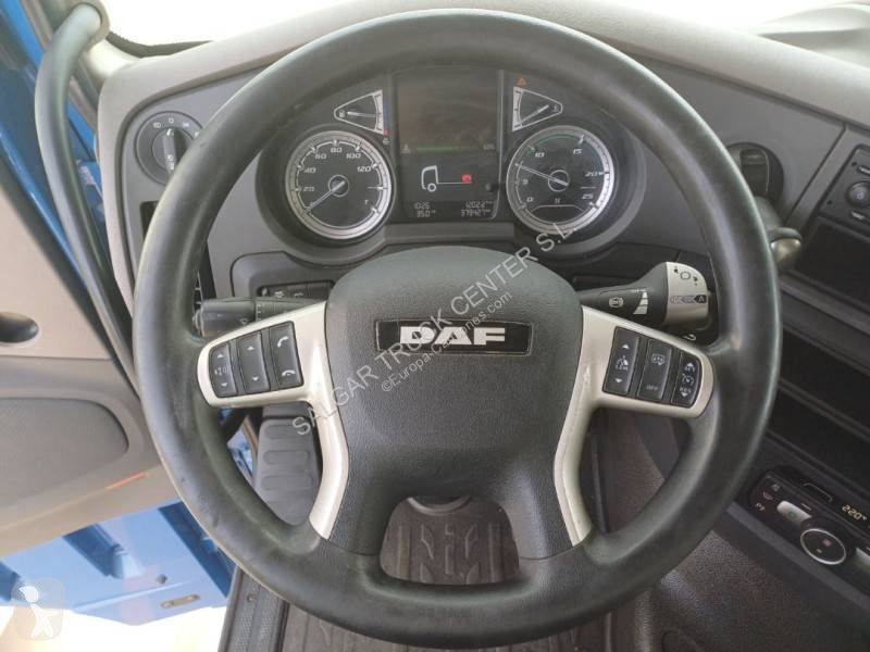 Cabeza tractora DAF