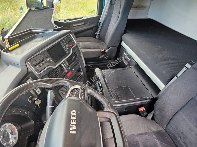 Trattore Stradale Iveco 460 CNG, 2 Kreis-Hydr.,...