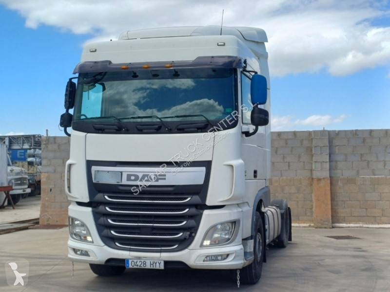 Tracteur DAF