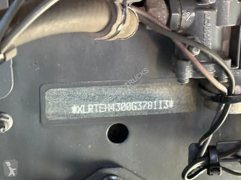 Tractor DAF 480 SSC Super Space 2x tank LED...