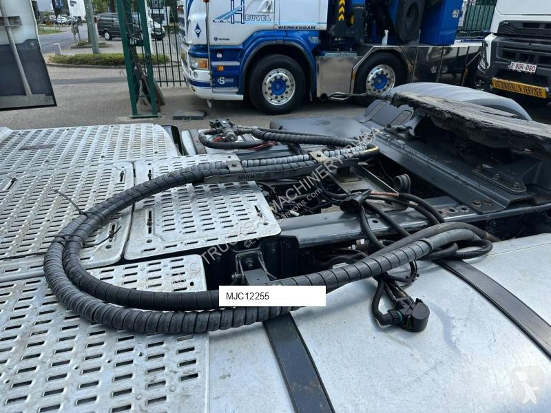 Traktor DAF XF 460 RETARDER - PTO HYDR - MX 13L...