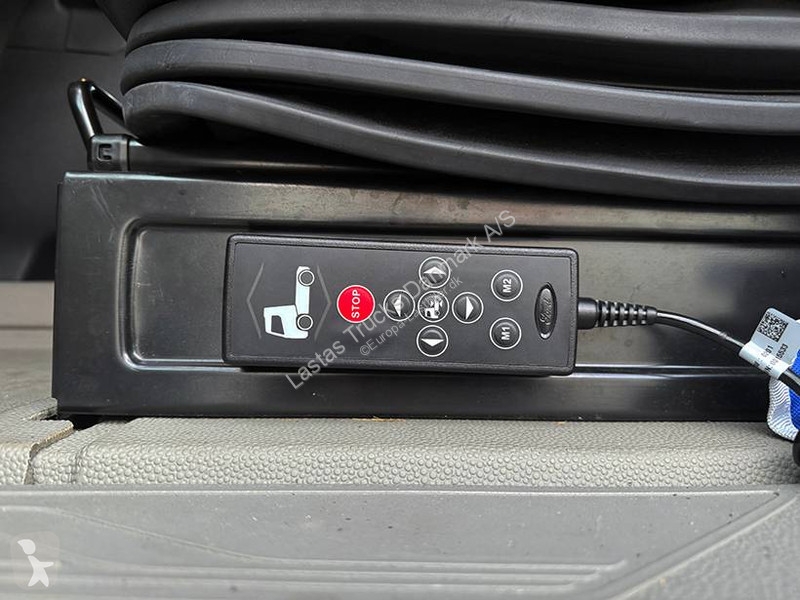Traktor Ford F-Max 4x2 PS500
