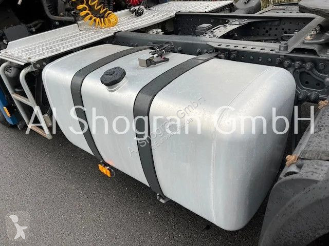 جرار Mercedes 1845 StreamSpace...