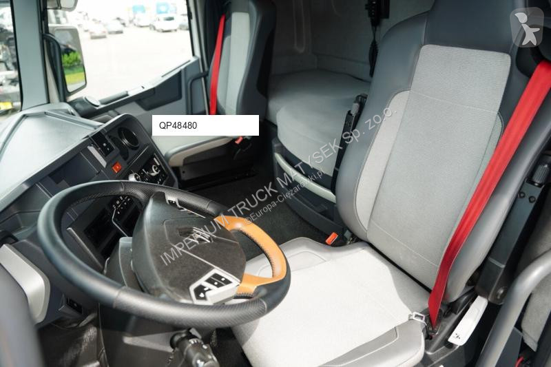 Влекач Renault T 460 / STANDARD / EURO 6