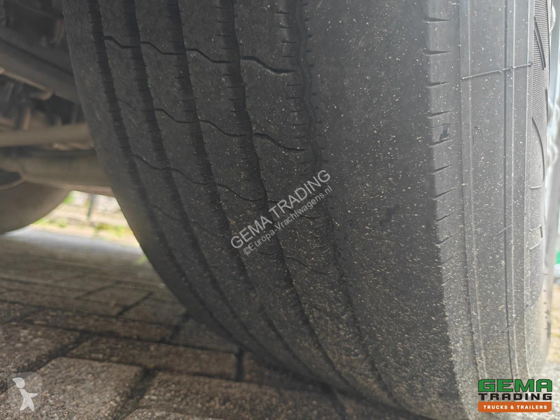 جرار Volvo 460 4x2 Globetrotter Euro6E - Double...