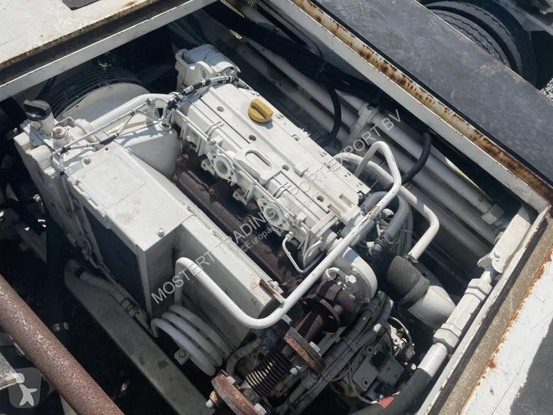 نصف مقطورة Nicolas MPV 135