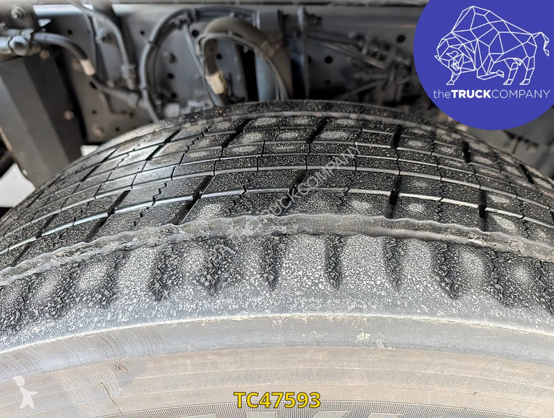 جرار Iveco S-Way 480