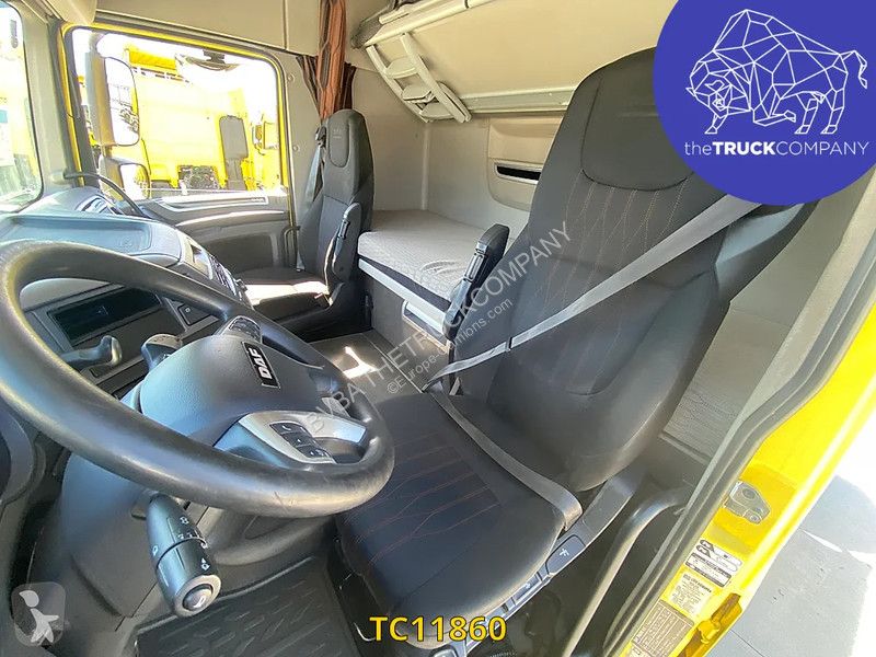 جرار DAF 430