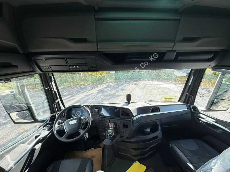 جرار MAN 26.580 MAN  26.580 6x4 LANGHOLZ...