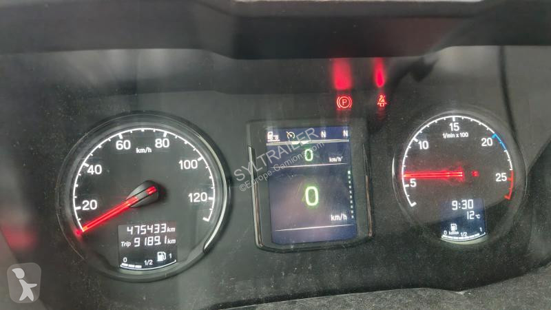 جرار Scania 410 XT