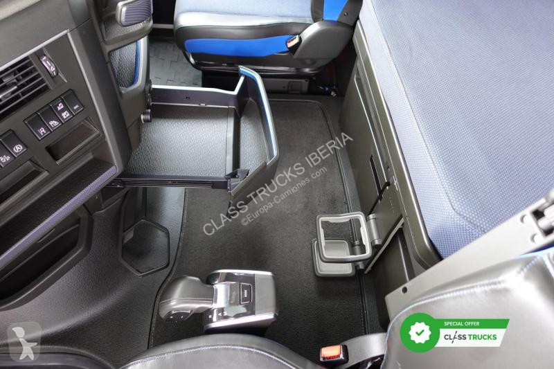 Tracteur Volvo 500 Globetrotter XL