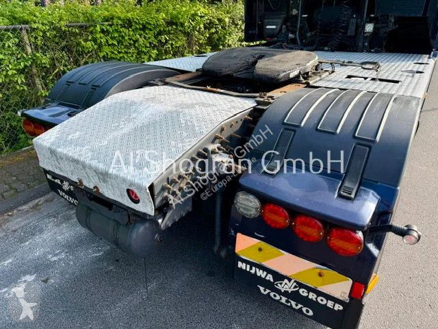 جرار Volvo 16700 Globetrotter...