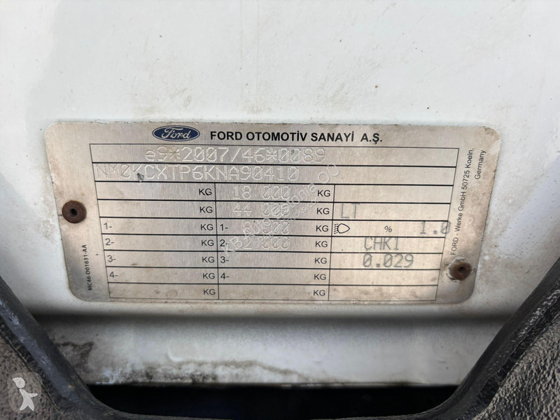 جرار Ford L COMFORT PLUS / SERVICE HISTORY...
