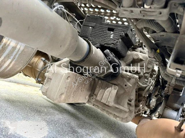 جرار Renault T460...