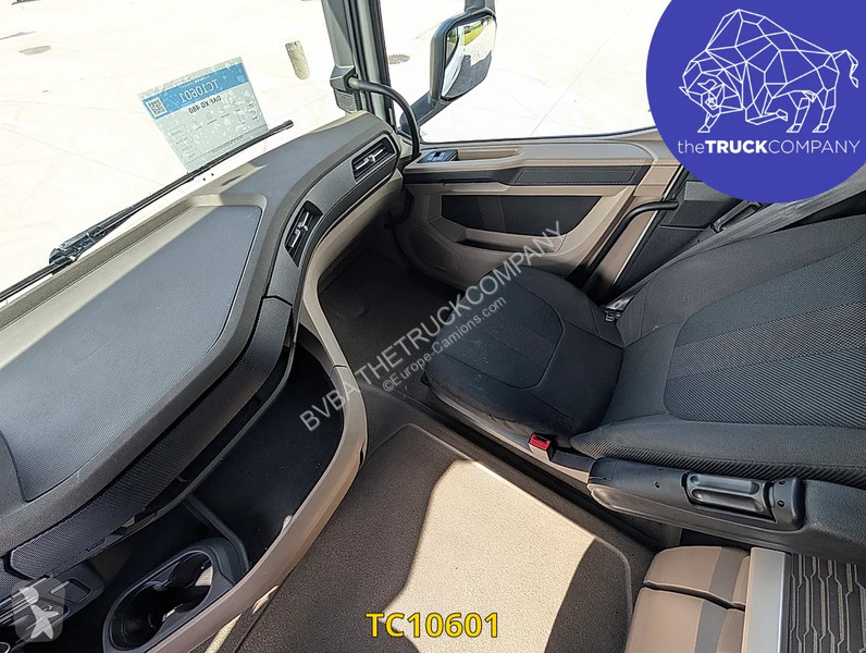 جرار DAF XG