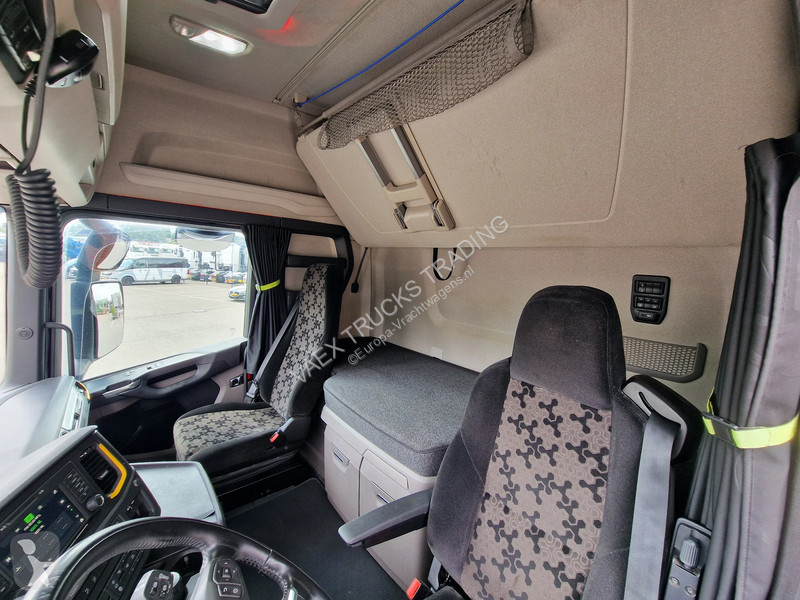 جرار Scania 530S V8 NGS Highline 4x2 - Retarder...