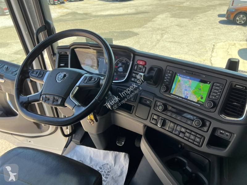جرار Scania
