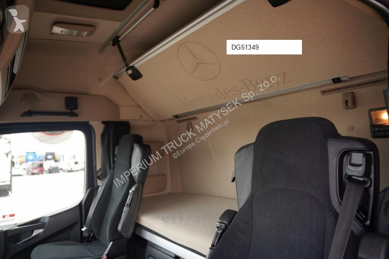 جرار Mercedes ACTROS 1845