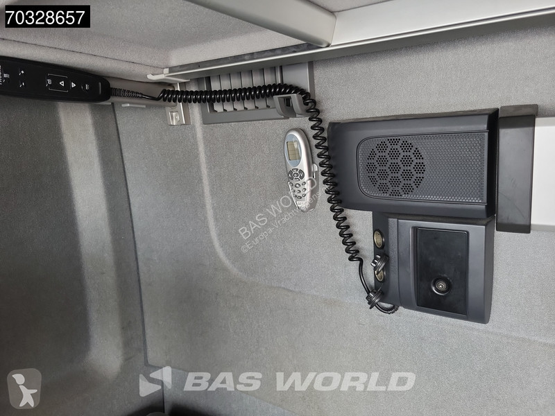 جرار Renault T 460 6X2 SleeperCab Liftachse...
