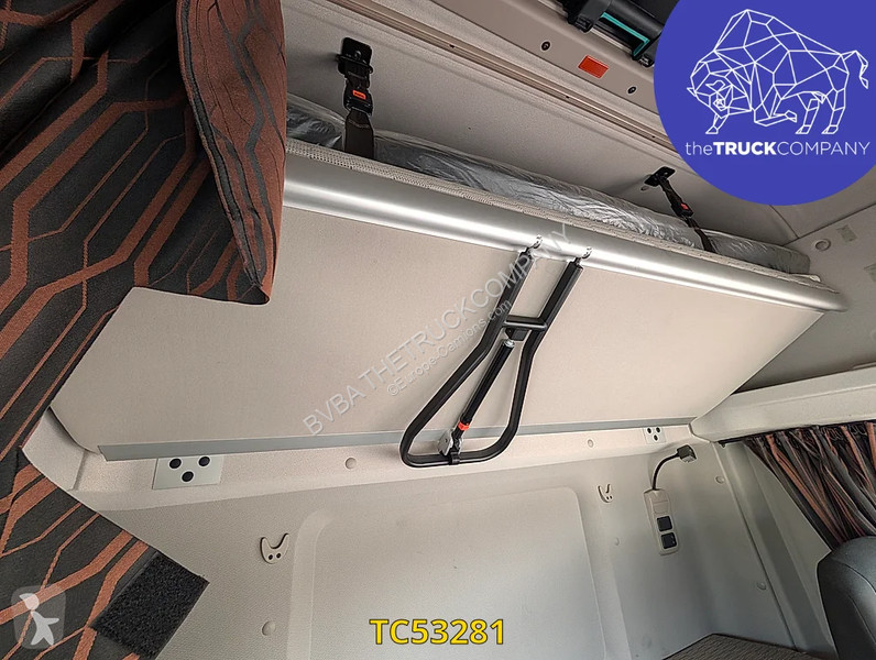 جرار DAF 320 Electric
