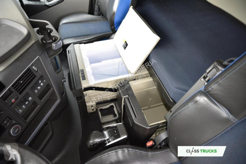 جرار Volvo FH 460 Globetrotter XL i-Save