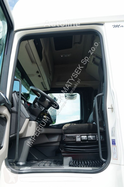 جرار Scania S 450