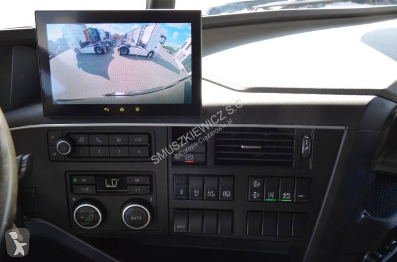 Тягач Volvo